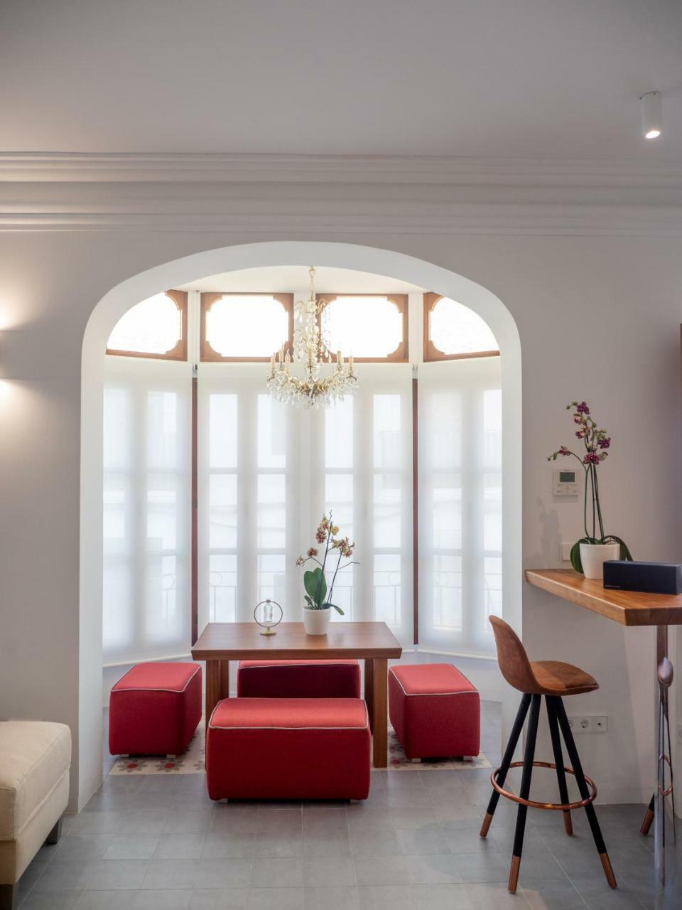 Es Palauet Brandnew One Suite Apartment In Ibiza Center Екстериор снимка
